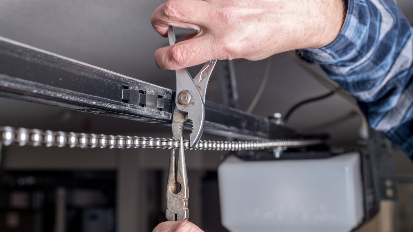 Garage door opener repair in Cleveland Ohio